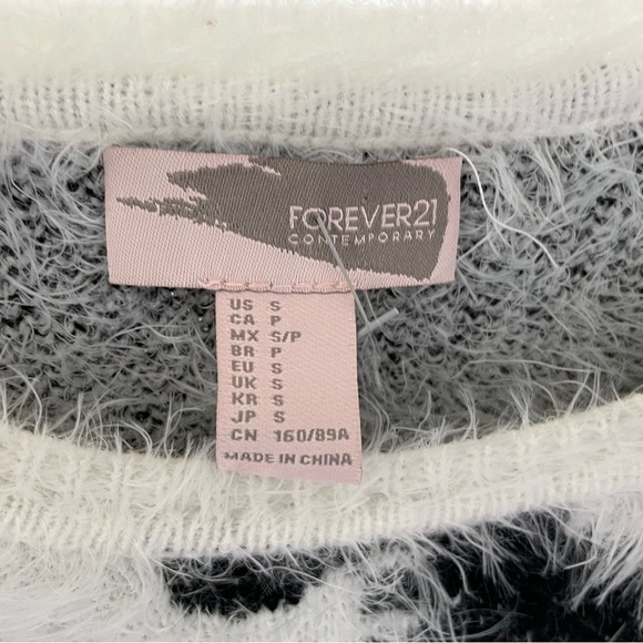Forever 21 Animal Print Fuzzy Sweater S - Picture 5 of 5